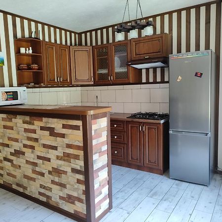 Котедж Кресаня Mykulychyn Esterno foto